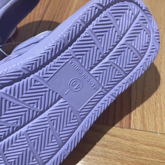 GARDEN CLOGS - Picture 3 of 3